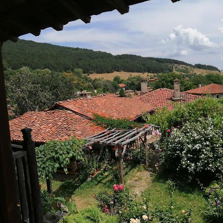 Къщата На Художника Hotel Zheravna Luaran gambar