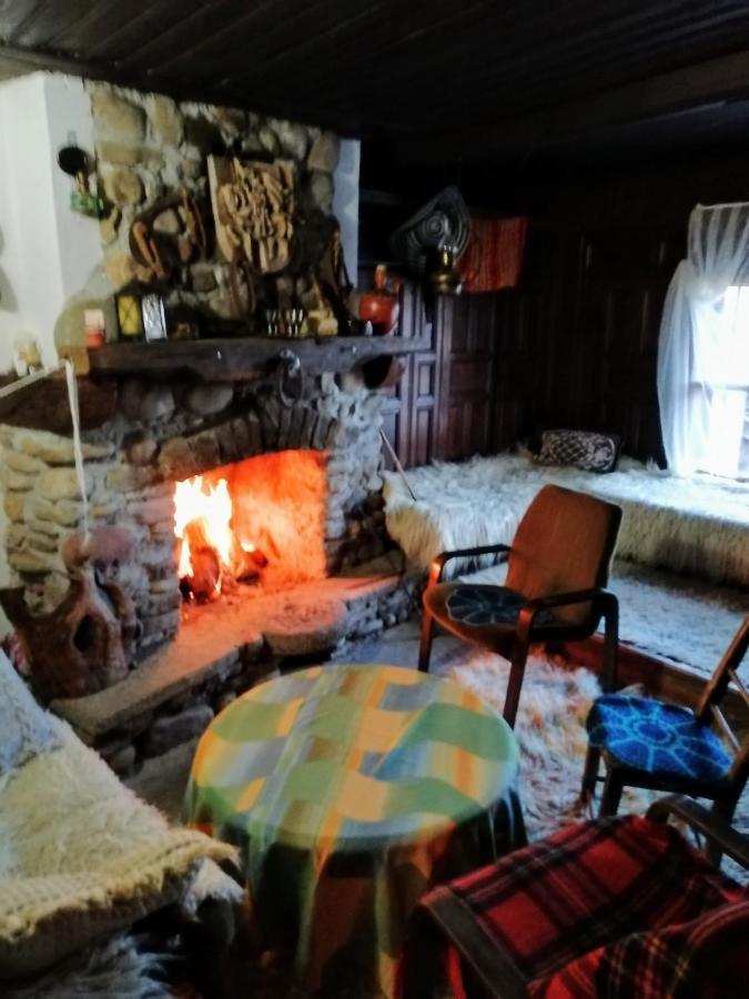 Къщата На Художника Hotel Zheravna Luaran gambar