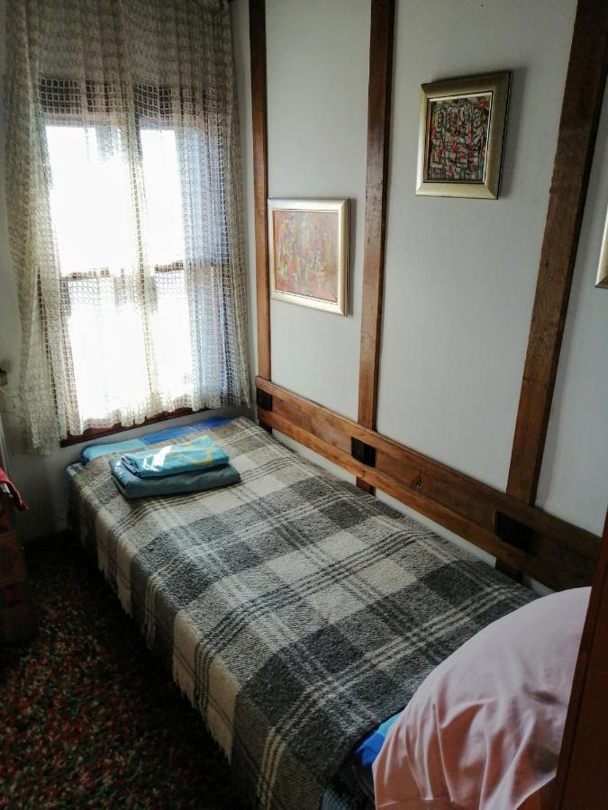 Къщата На Художника Hotel Zheravna Luaran gambar