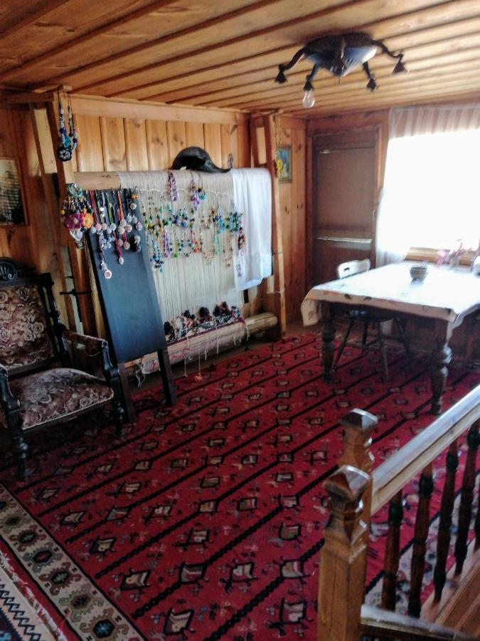 Къщата На Художника Hotel Zheravna Luaran gambar